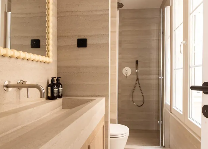 Design A C 3br 8p - Notre Dame Apartment *